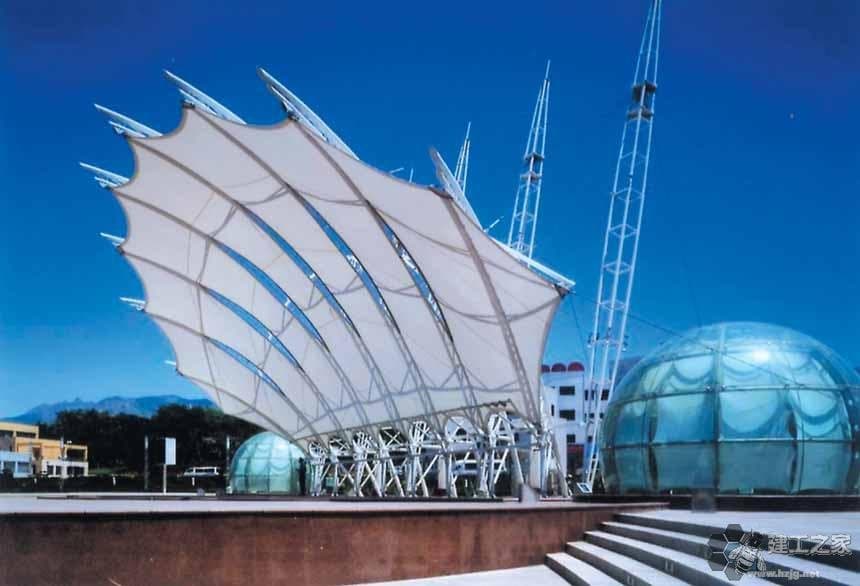 大理车棚膜结构网架